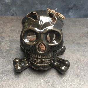 Skull & Crossbones Fragrance Sachet Holder